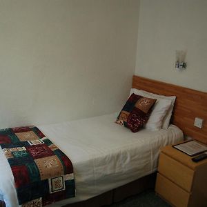 Standard Room with 1 Single Bed